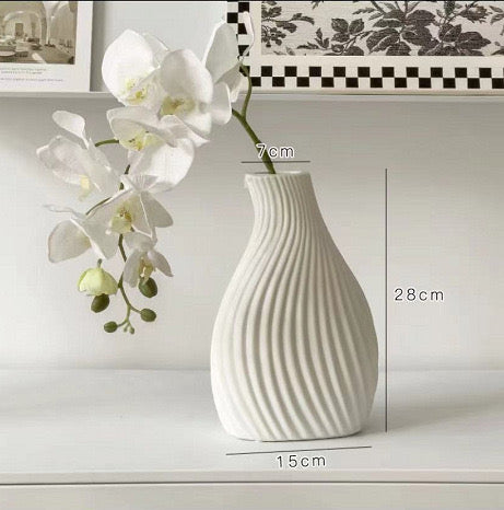 nuance design flower vase